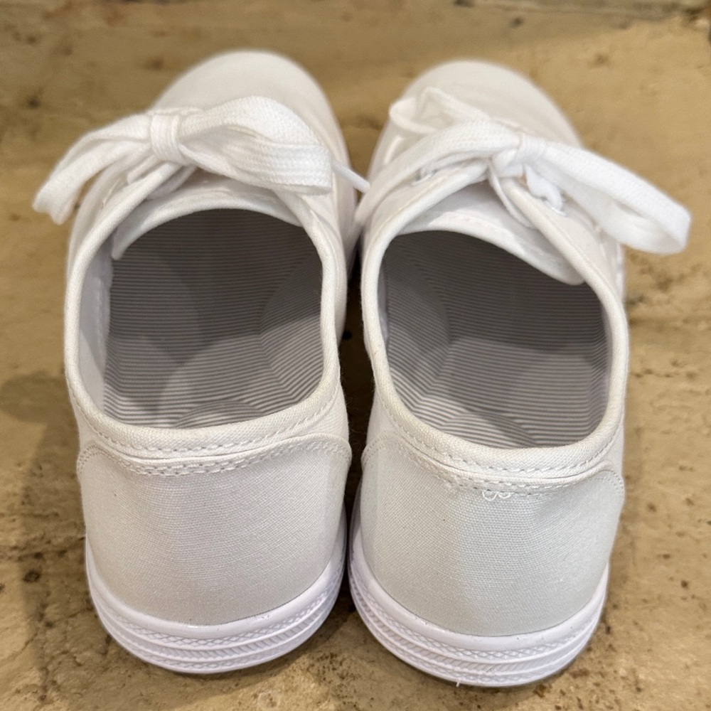 NWOT Universal Thread White Sneakers - Picture 3 of 6